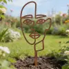 Artikelbild 2 des Artikels “Gartenstecker Female Face Lineart “